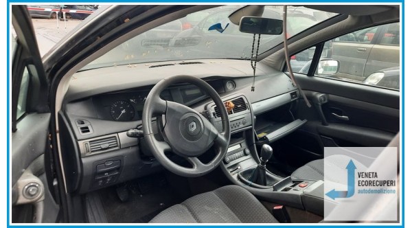 RENAULT VEL SATIS 1a Serie  del 2003 parti usate e ricambi