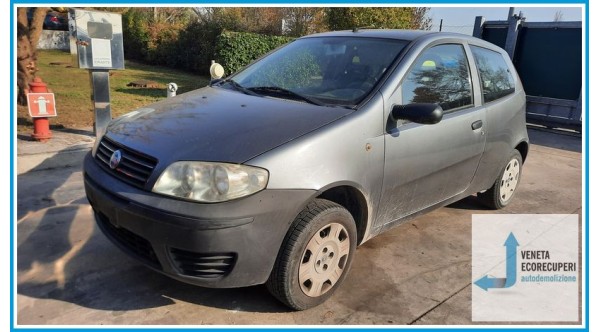 FIAT PUNTO 2U del 2005 parti usate e ricambi
