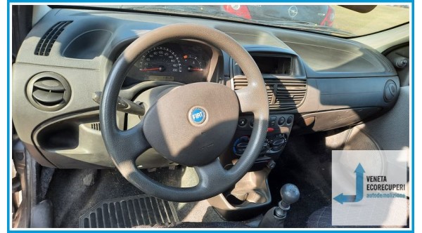 FIAT PUNTO 2U del 2005 parti usate e ricambi