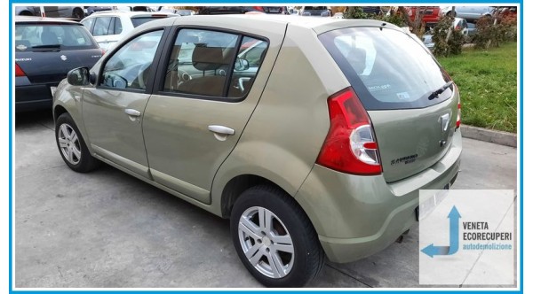 DACIA SANDERO  del 2009 parti usate e ricambi