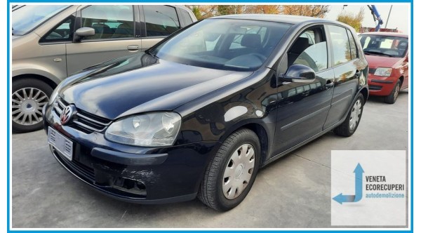 VOLKSWAGEN GOLF 1K del 2004 parti usate e ricambi