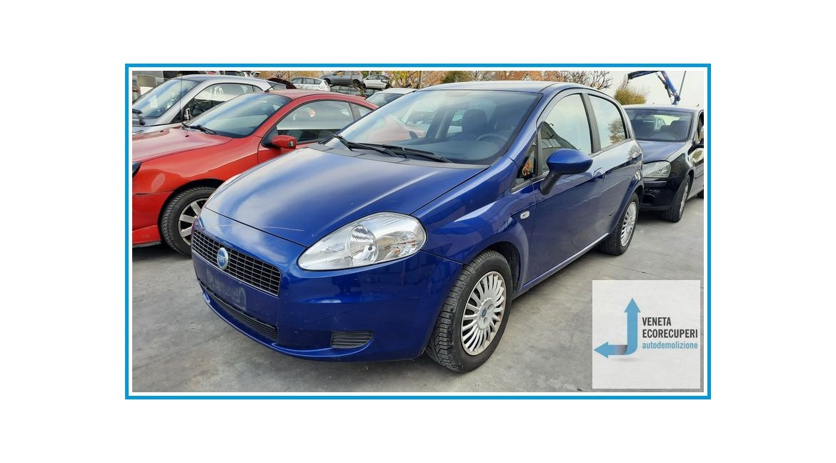 FIAT GRANDE PUNTO 2Y del 2006 parti usate e ricambi
