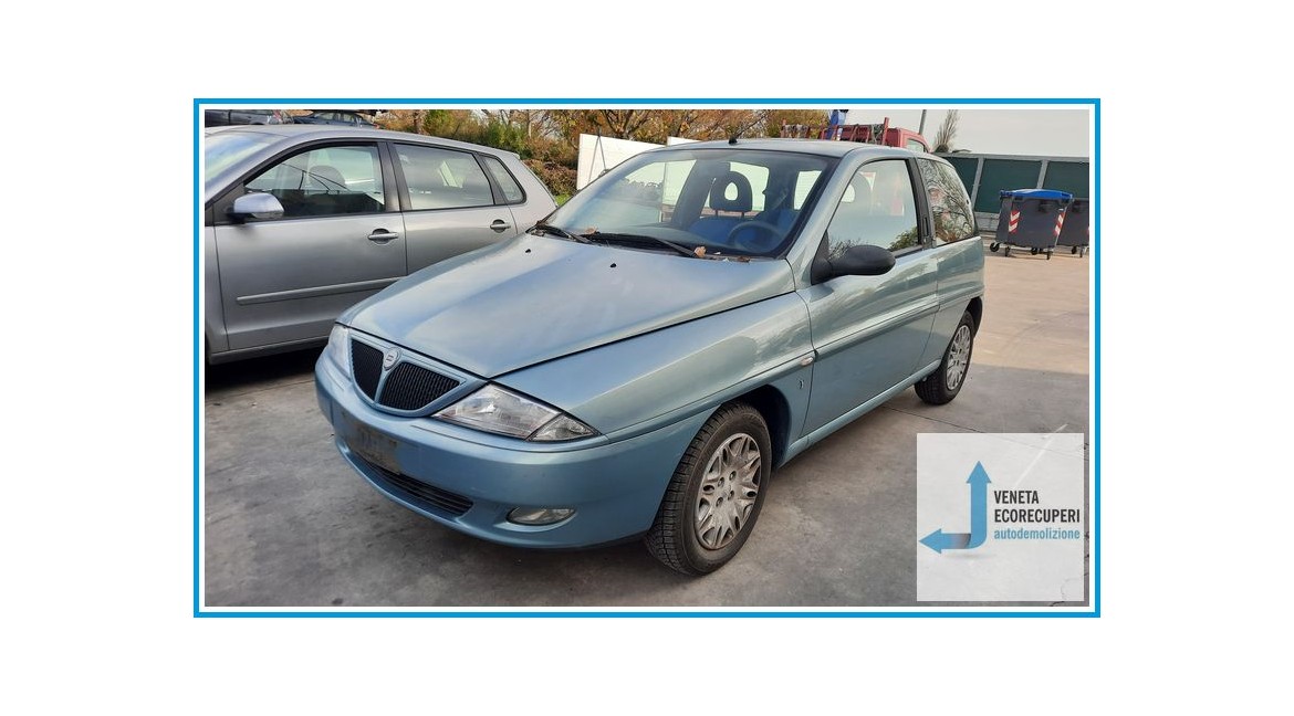 LANCIA Y  del 2001 parti usate e ricambi