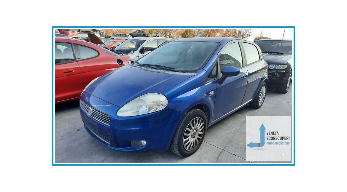 FIAT GRANDE PUNTO 3X del 2009 parti usate e ricambi