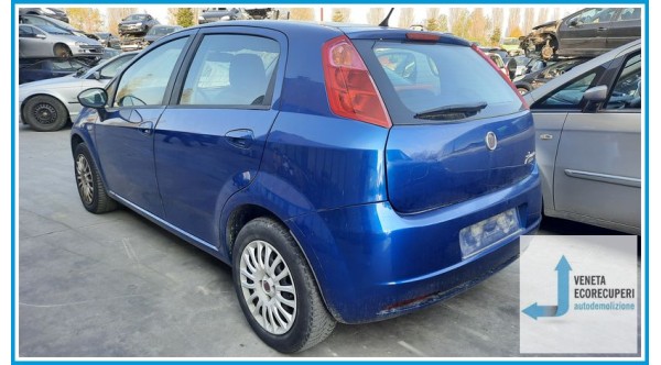 FIAT GRANDE PUNTO 3X del 2009 parti usate e ricambi