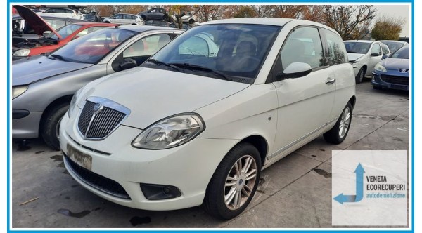 LANCIA YPSILON TI del 2009 parti usate e ricambi