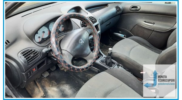 PEUGEOT 206  del 2004 parti usate e ricambi