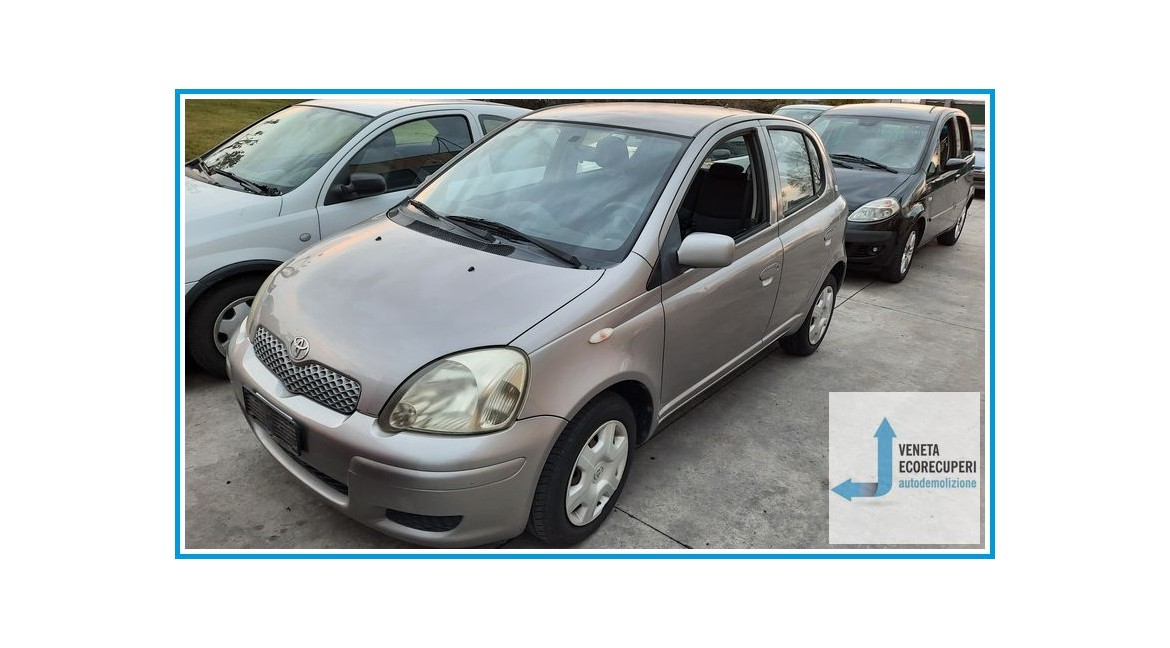 TOYOTA YARIS JPP del 2003 parti usate e ricambi