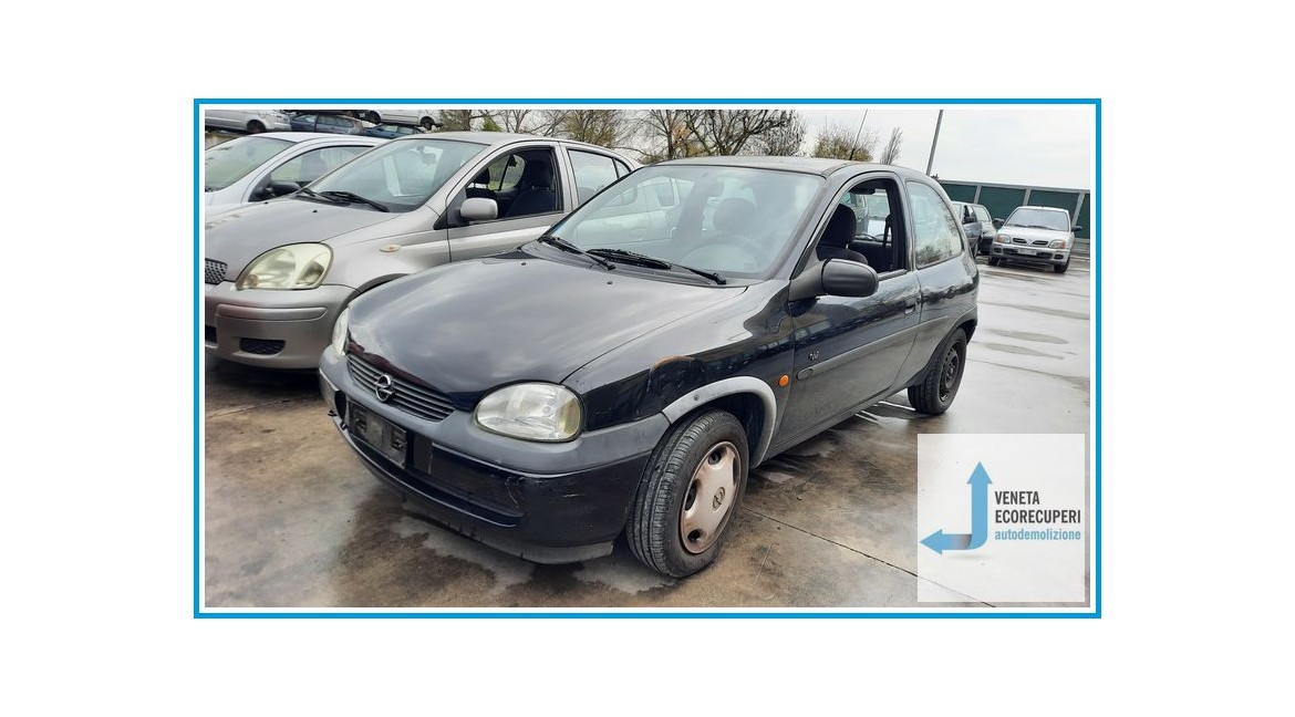 OPEL CORSA S93 del 1998 parti usate e ricambi