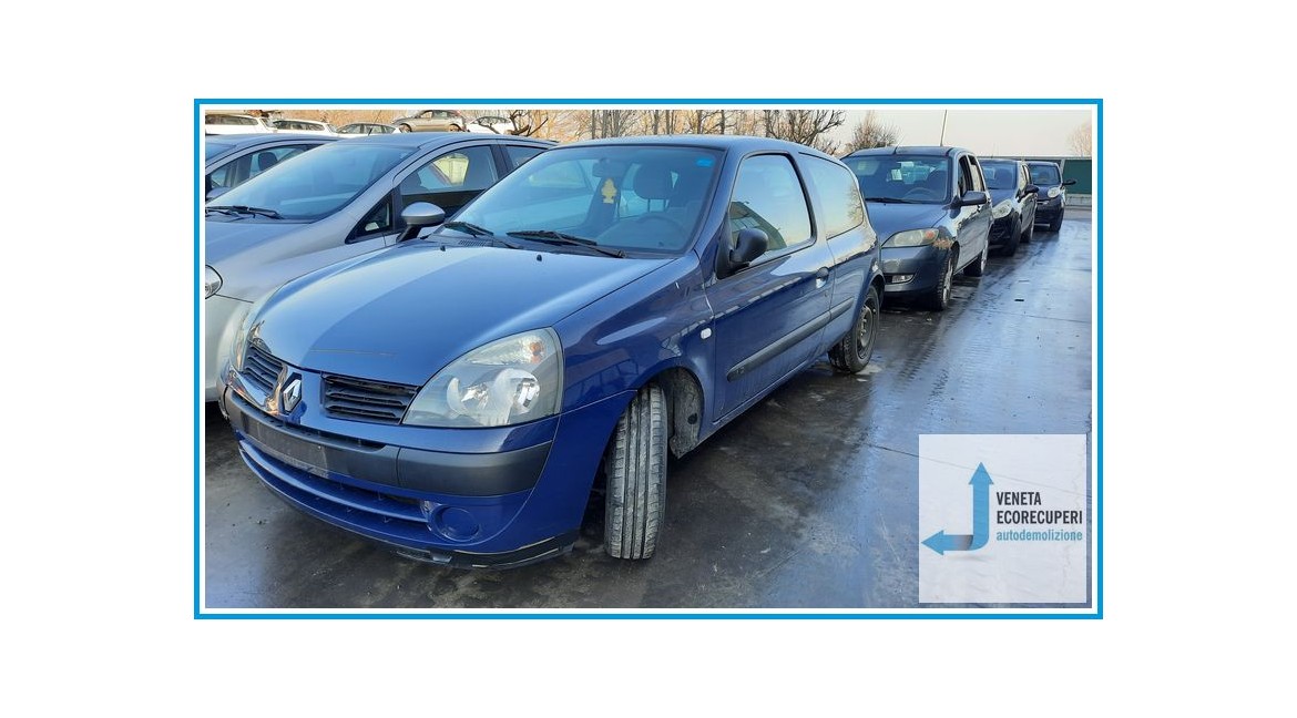RENAULT CLIO 2a Serie  del 2005 parti usate e ricambi