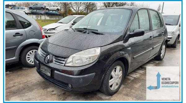 RENAULT SCENIC 2a Serie  del 2006 parti usate e ricambi