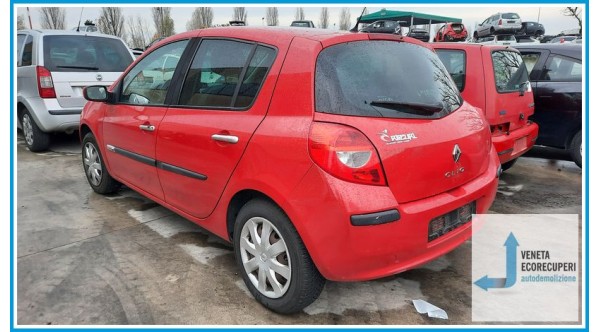 RENAULT CLIO 3a Serie  del 2008 parti usate e ricambi