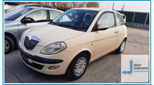 LANCIA YPSILON TE del 2005 parti usate e ricambi