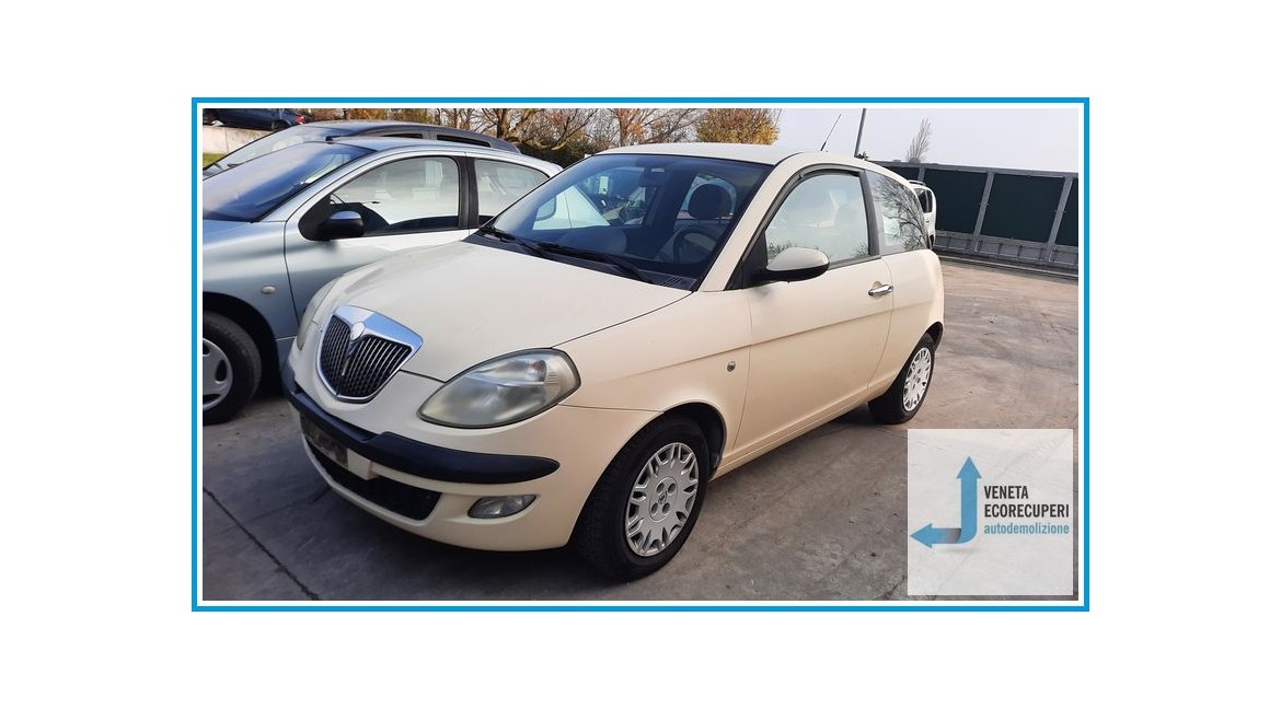 LANCIA YPSILON TE del 2005 parti usate e ricambi
