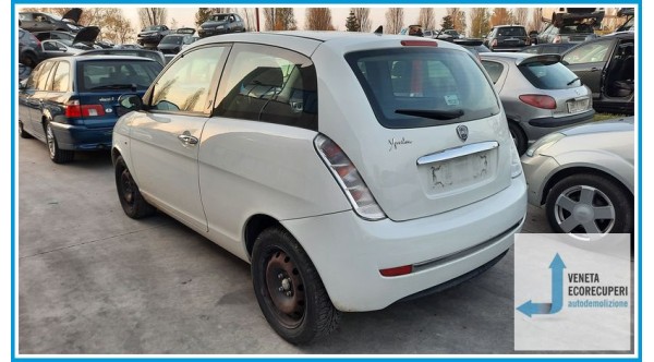 LANCIA YPSILON TE del 2008 parti usate e ricambi