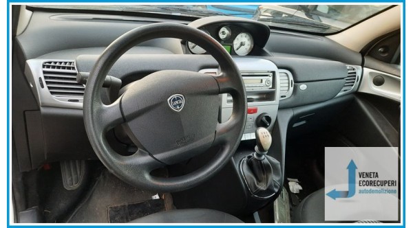 LANCIA YPSILON TE del 2008 parti usate e ricambi