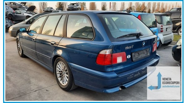 BMW Serie 5 E39 del 2001 parti usate e ricambi
