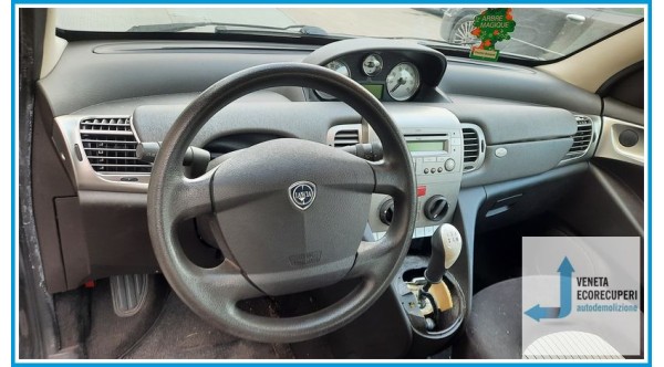 LANCIA YPSILON TE del 2008 parti usate e ricambi
