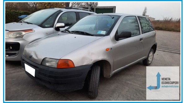 FIAT PUNTO 1a Serie  del 1999 parti usate e ricambi