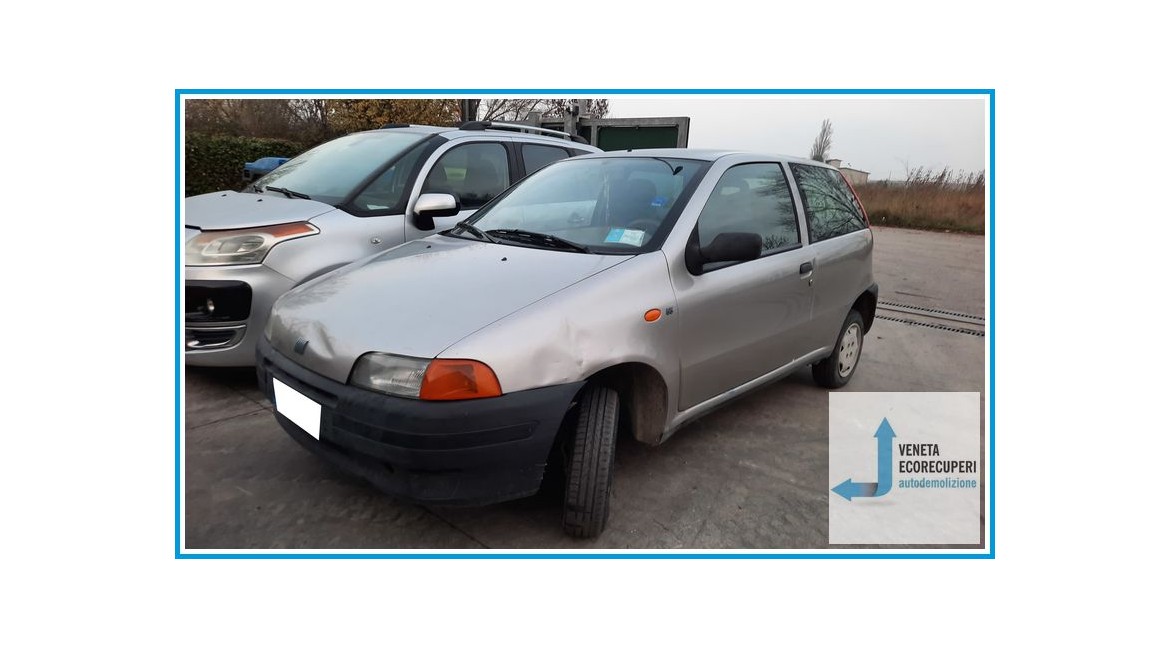 FIAT PUNTO 1a Serie  del 1999 parti usate e ricambi