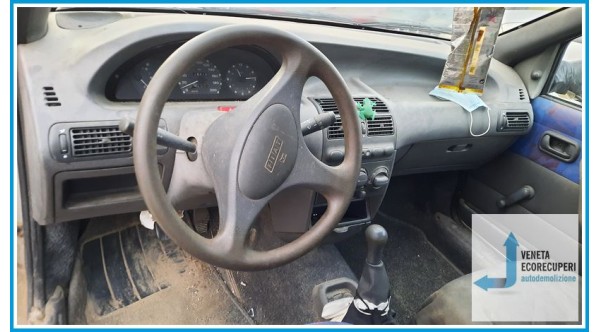 FIAT PUNTO 1a Serie  del 1999 parti usate e ricambi