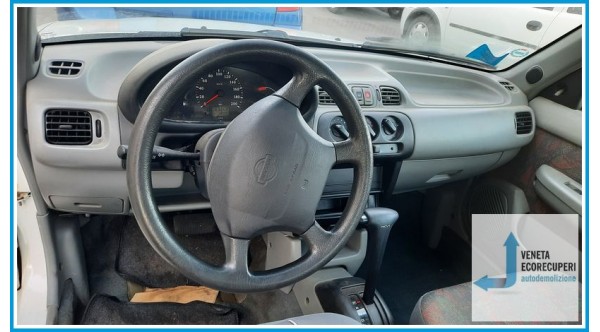NISSAN MICRA K11E del 1999 parti usate e ricambi