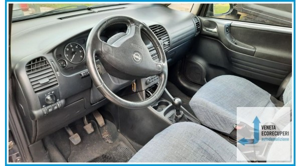 OPEL ZAFIRA T98 del 2005 parti usate e ricambi