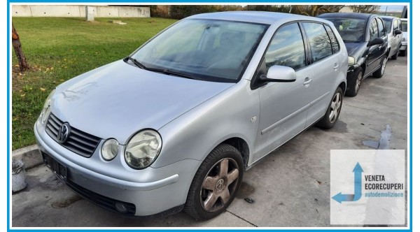 VOLKSWAGEN POLO 9N del 2002 parti usate e ricambi