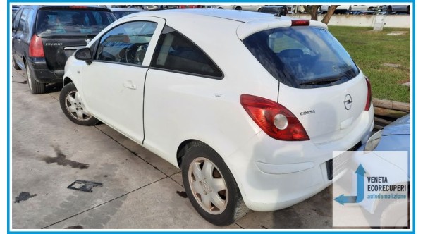 OPEL CORSA S07 del 2009 parti usate e ricambi
