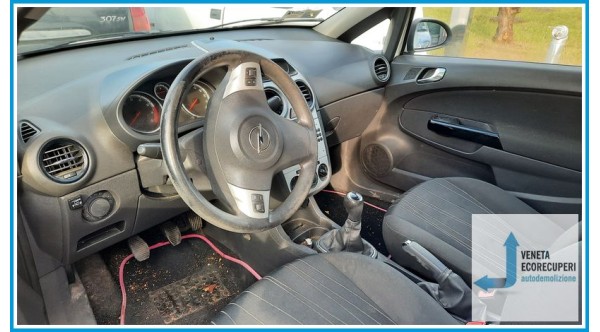 OPEL CORSA S07 del 2009 parti usate e ricambi