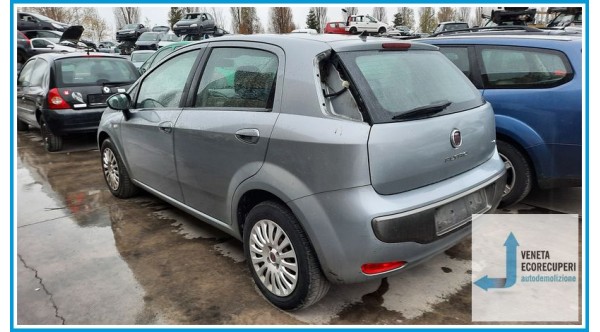FIAT GRANDE PUNTO 4C del 2010 parti usate e ricambi