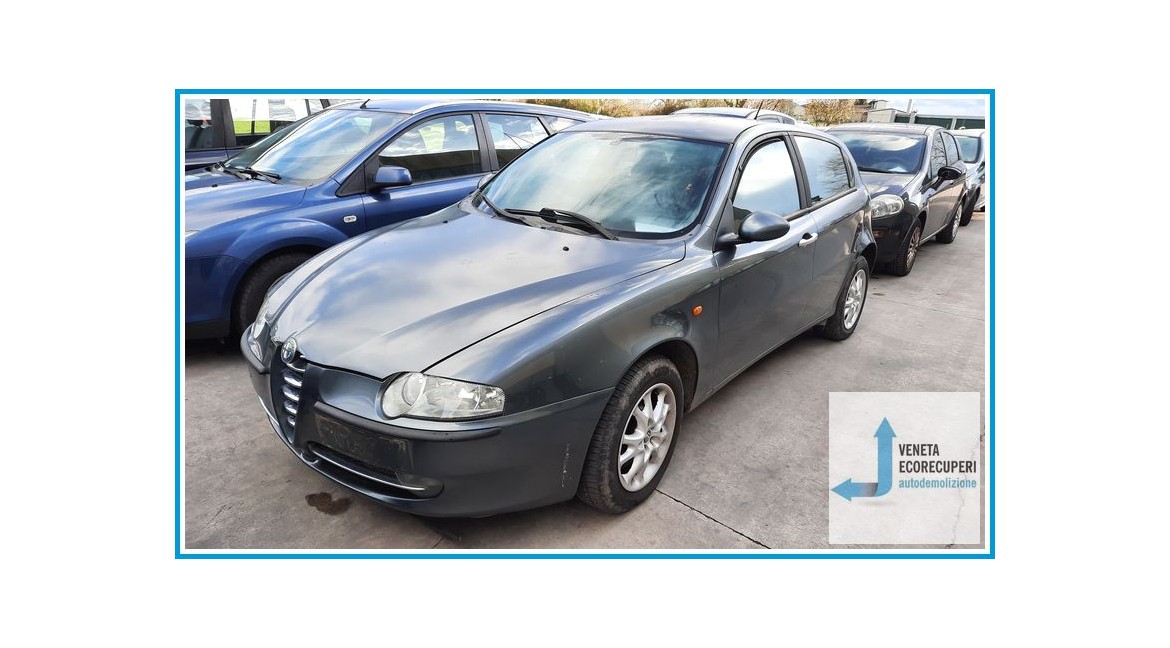 ALFA ROMEO 147 W8 del 2001 parti usate e ricambi