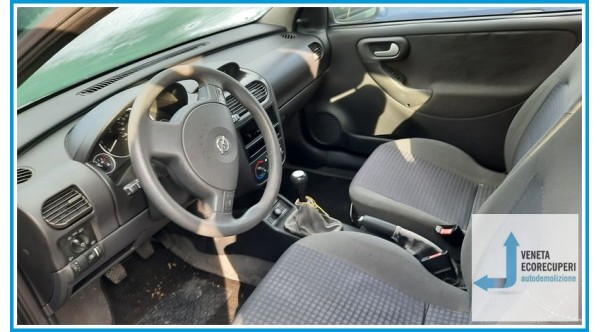 OPEL CORSA X01 del 2003 parti usate e ricambi