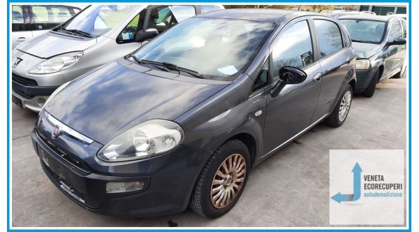 FIAT PUNTO EVO 3J del 2010 parti usate e ricambi
