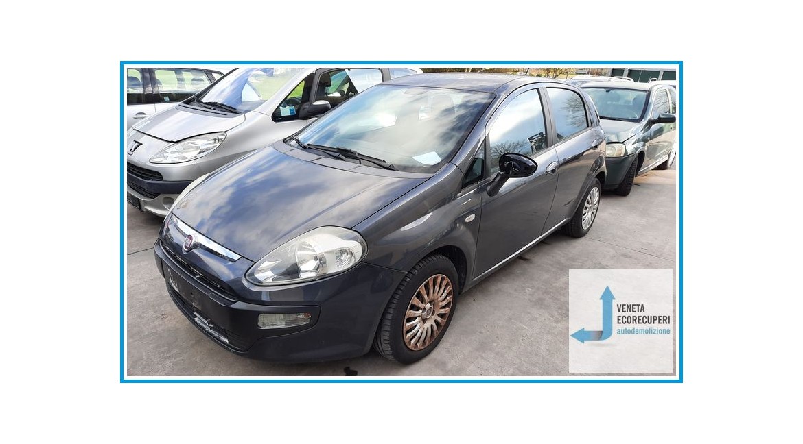 FIAT PUNTO EVO 3J del 2010 parti usate e ricambi