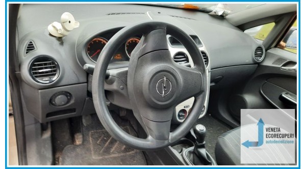 OPEL CORSA S07 del 2007 parti usate e ricambi
