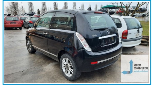 LANCIA YPSILON TE del 2008 parti usate e ricambi