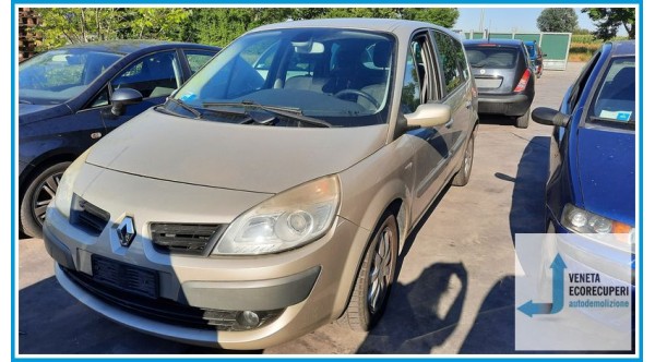 RENAULT SCENIC 2a Serie  del 2007 parti usate e ricambi