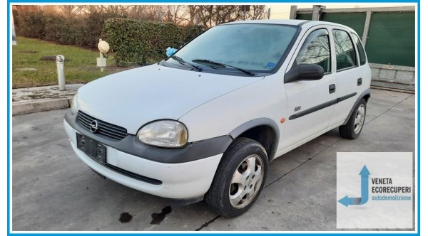 OPEL CORSA X01 del 2001 parti usate e ricambi