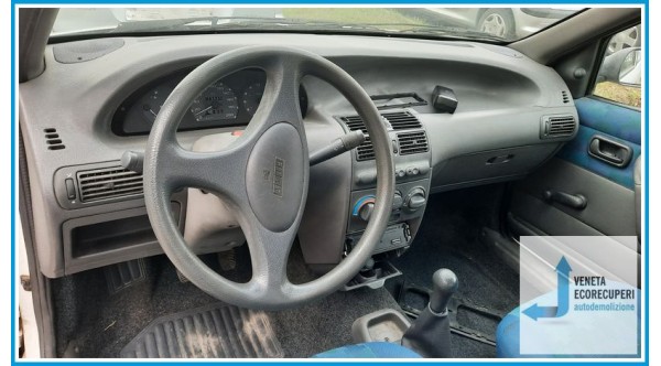 FIAT PUNTO 1a Serie  del 1997 parti usate e ricambi
