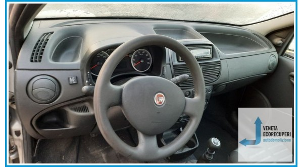 FIAT PUNTO CLASSIC 2U del 2009 parti usate e ricambi