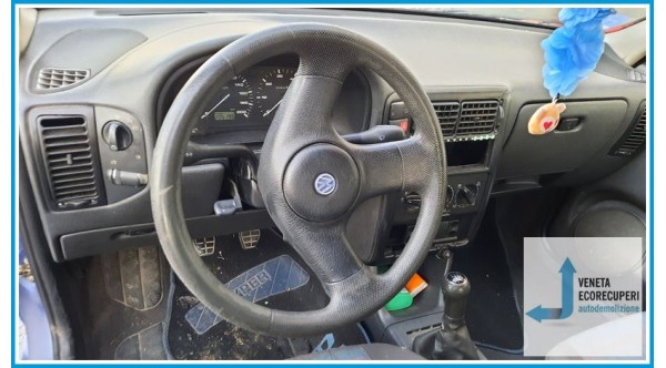 VOLKSWAGEN POLO 3a Serie  del 1995 parti usate e ricambi