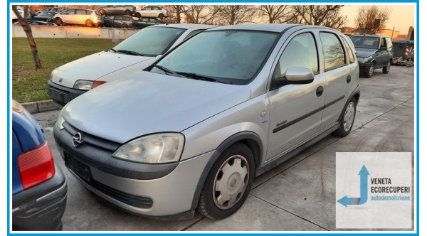 OPEL CORSA X01 del 2001 parti usate e ricambi
