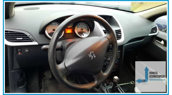 PEUGEOT 207  del 2009 parti usate e ricambi