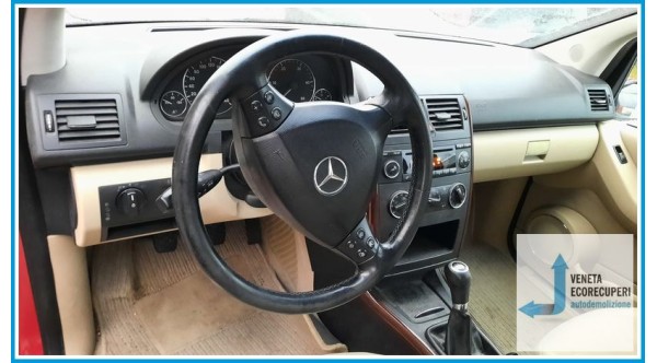 MERCEDES-BENZ Classe A W/C169 del 2005 parti usate e ricambi