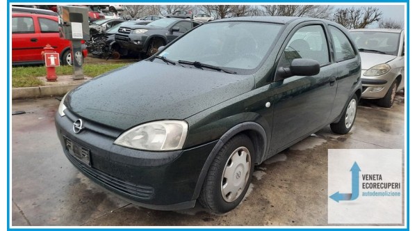 OPEL CORSA X01 del 2002 parti usate e ricambi