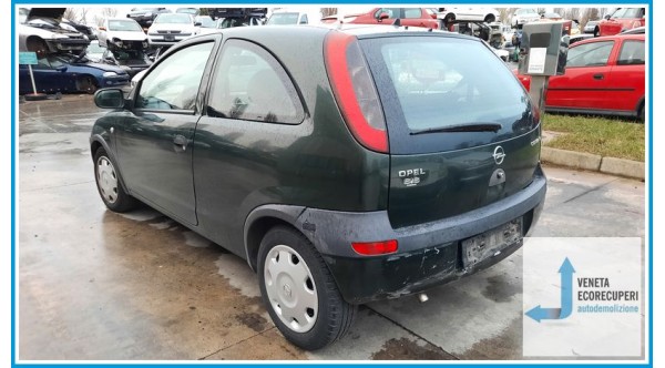 OPEL CORSA X01 del 2002 parti usate e ricambi