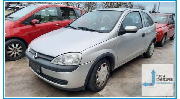 OPEL CORSA X01 del 2002 parti usate e ricambi