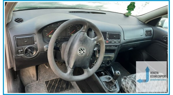VOLKSWAGEN GOLF 1J del 1999 parti usate e ricambi