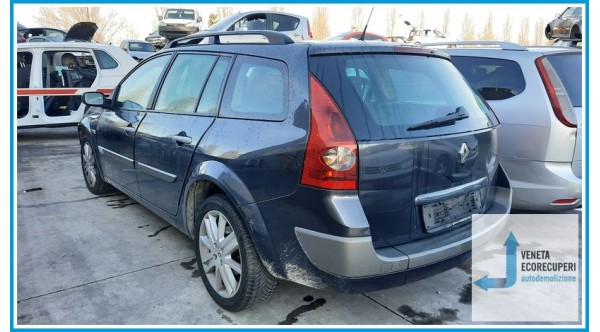 RENAULT MEGANE 2a Serie  del 2005 parti usate e ricambi